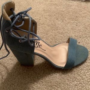 Worn only once, just not my style heel. The brand is “So Me”, Size 8.5